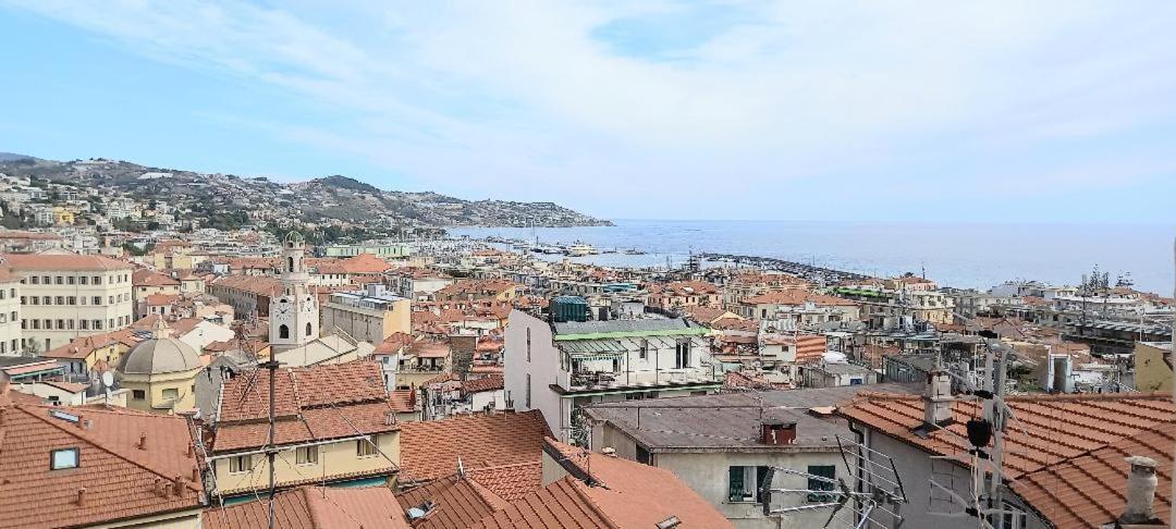 Апартаменты Dimora Bellavista,Garage Privato,Due Piani Санремо Экстерьер фото